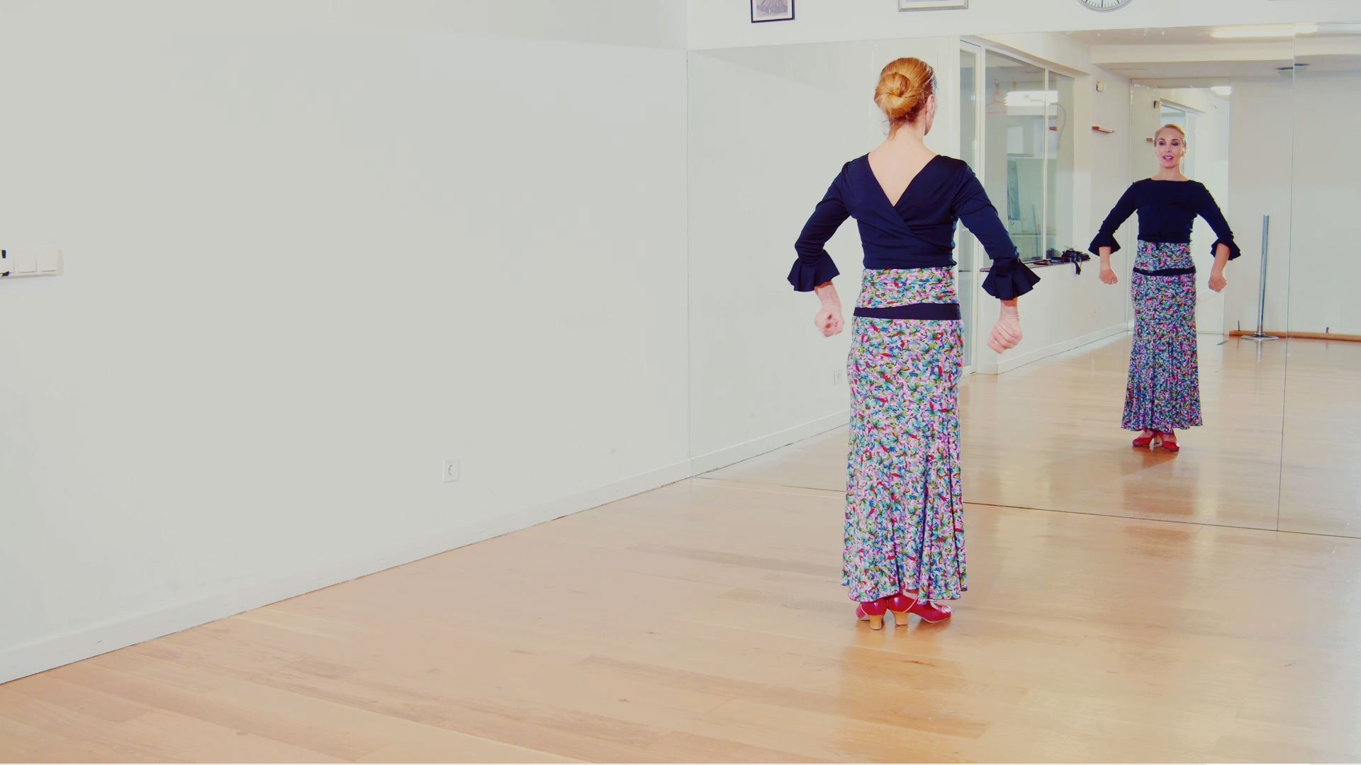 Base de movimiento de brazos en el flamenco